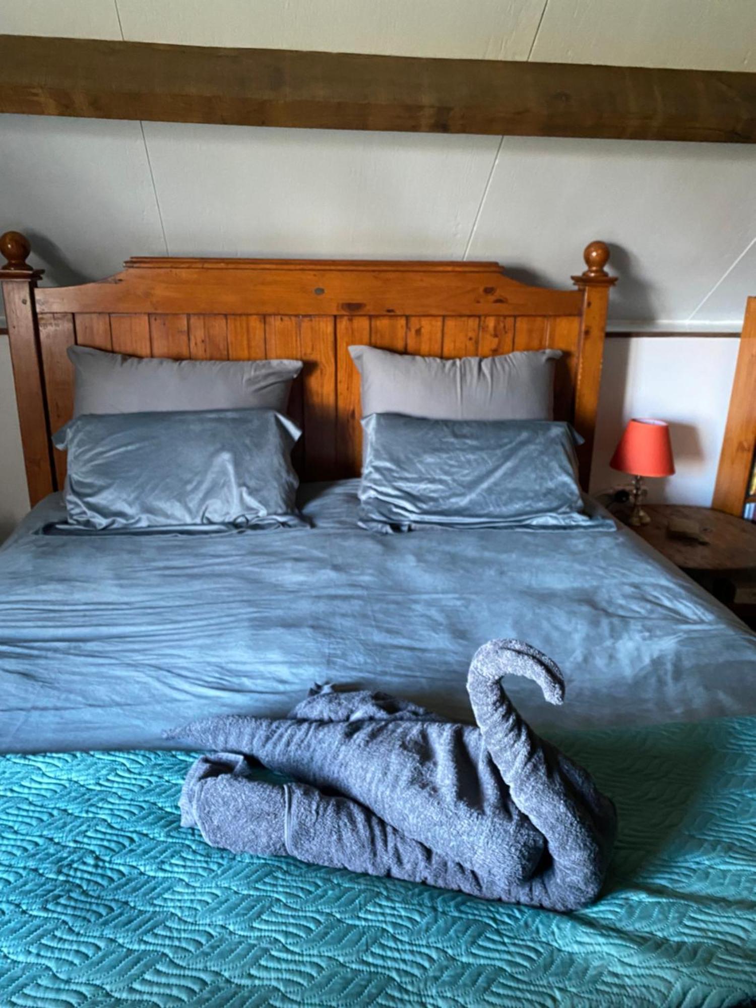 Spacious, Rustic Studio Space For 2 Persons Saint-Cyr-du-Bailleul Luaran gambar